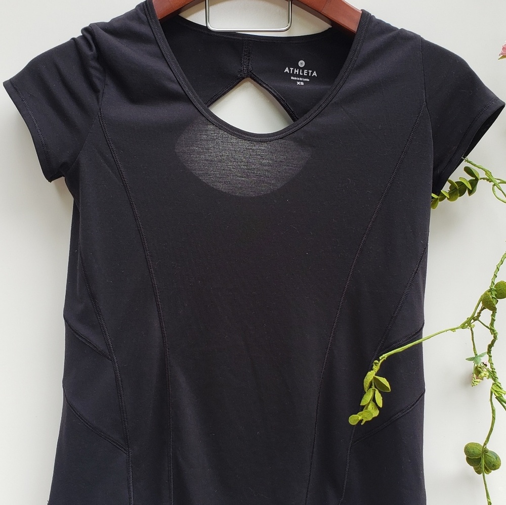 Athleta 🖤 Short Sleeve Top Crew Neck - XS